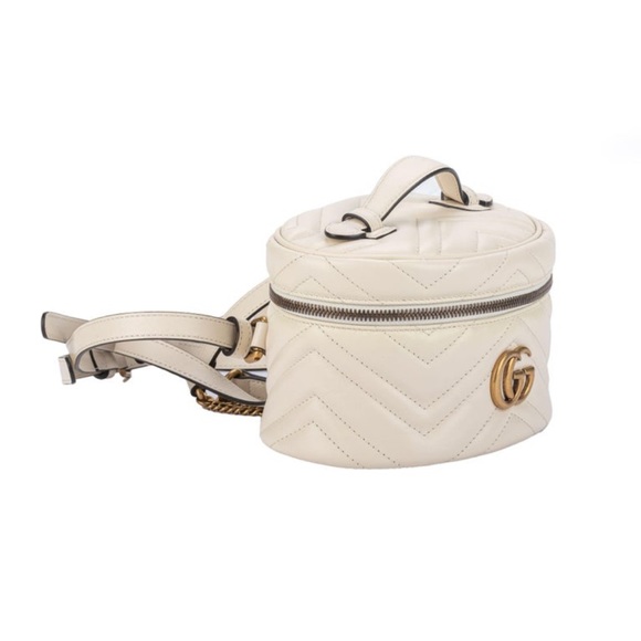 GUCCI Calfskin Matelasse Mini GG Marmont Round Backpack - Picture 3 of 16